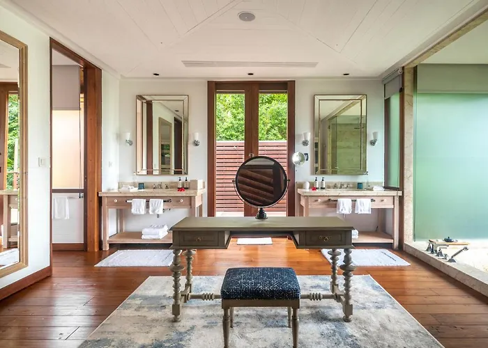 Four Seasons Seychelles Resort 5*