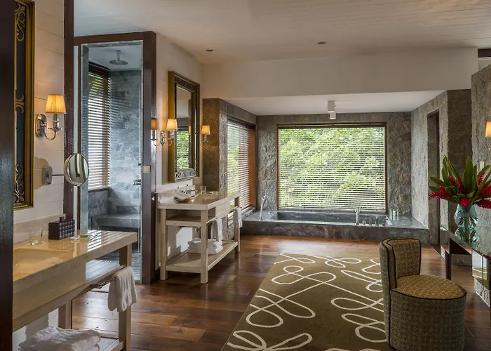 Four Seasons Seychelles Resort 5*