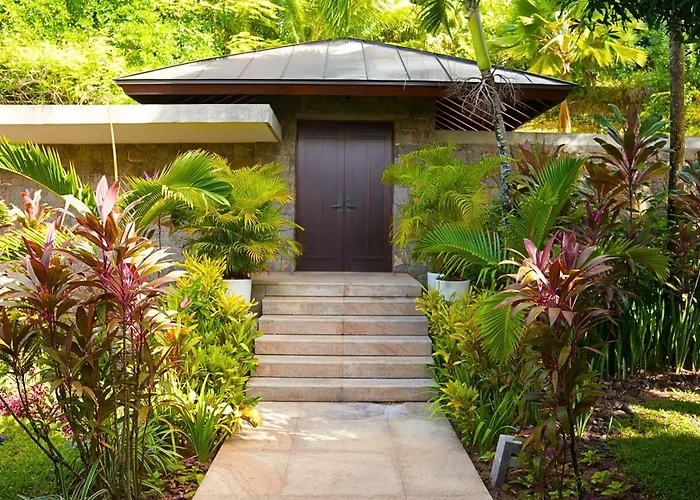Four Seasons Seychelles 5*