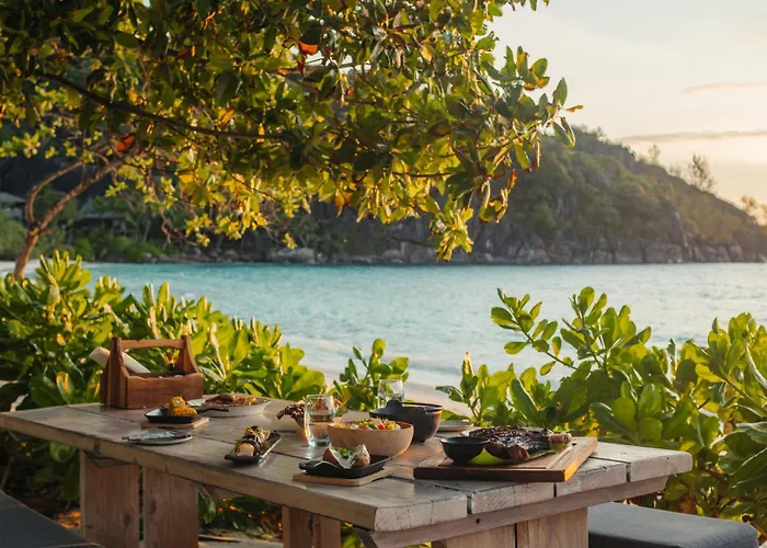 Four Seasons Seychelles Baie Lazare (Mahe)